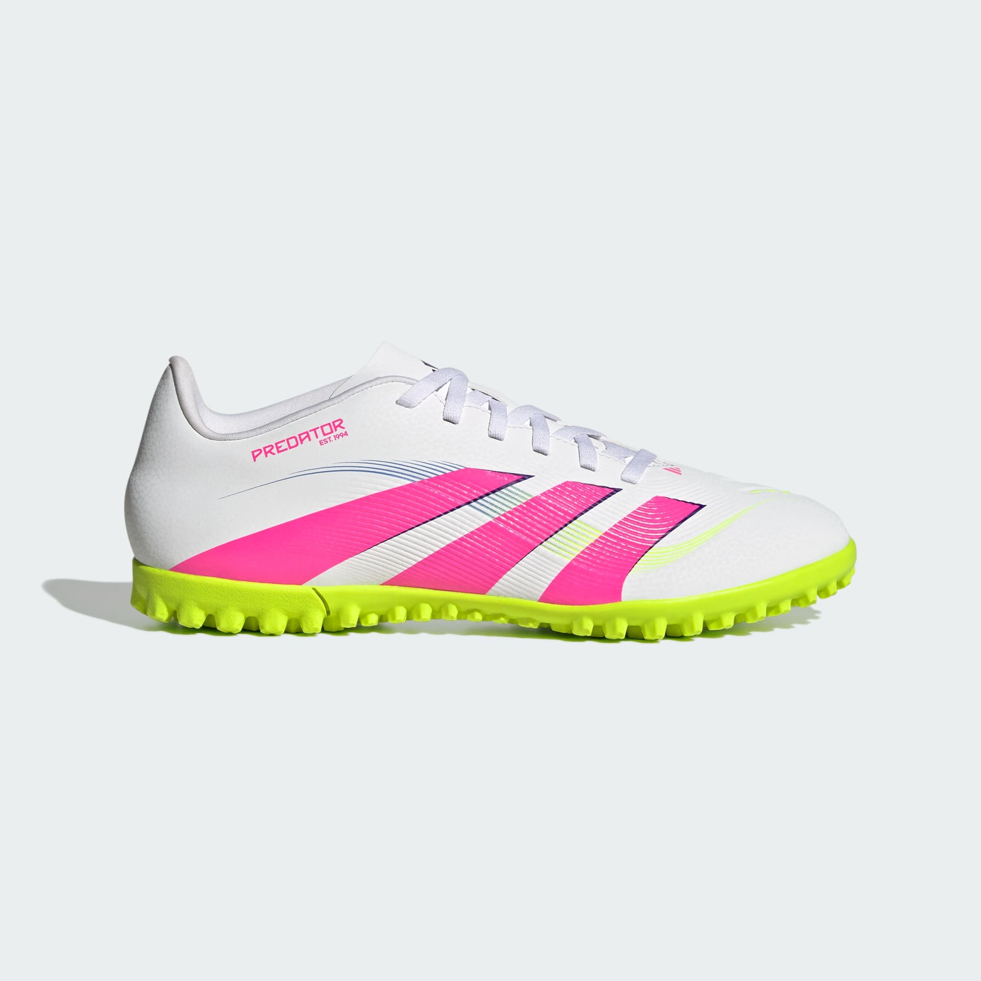 Guayos_Predator_Club_Pasto_Sintetico_Blanco_ID3785_01_00_standard_hover.jpg