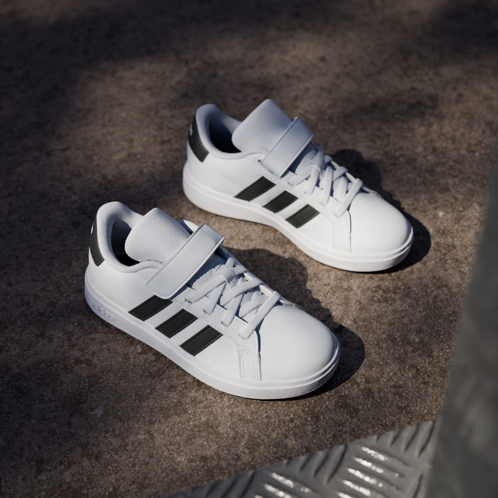 Tenis_Grand_Court_2.0_Ninos_Blanco_IH5529_HM5.jpg