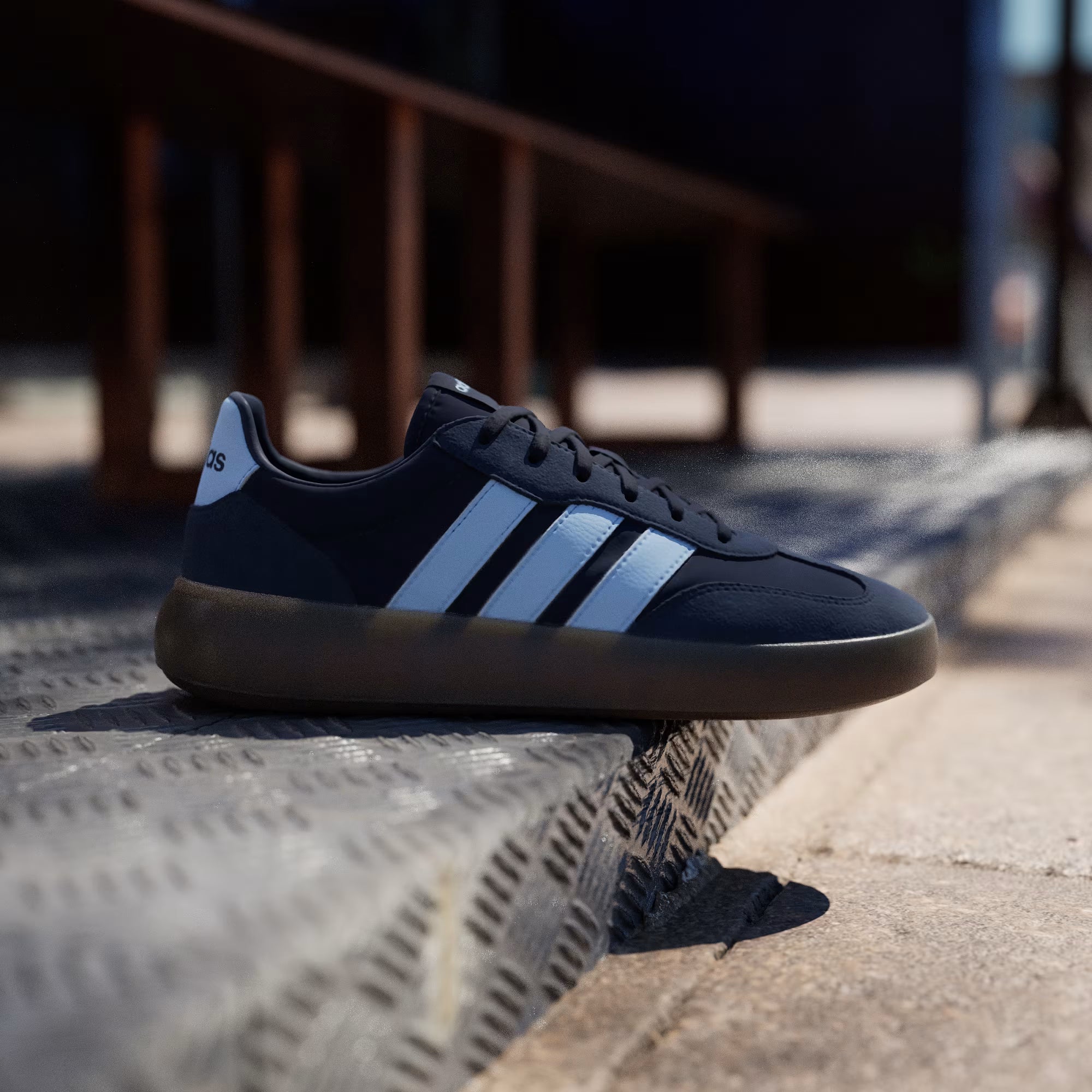 TENIS ADIDAS BARREDA DECODE KI1985 HOMBRE