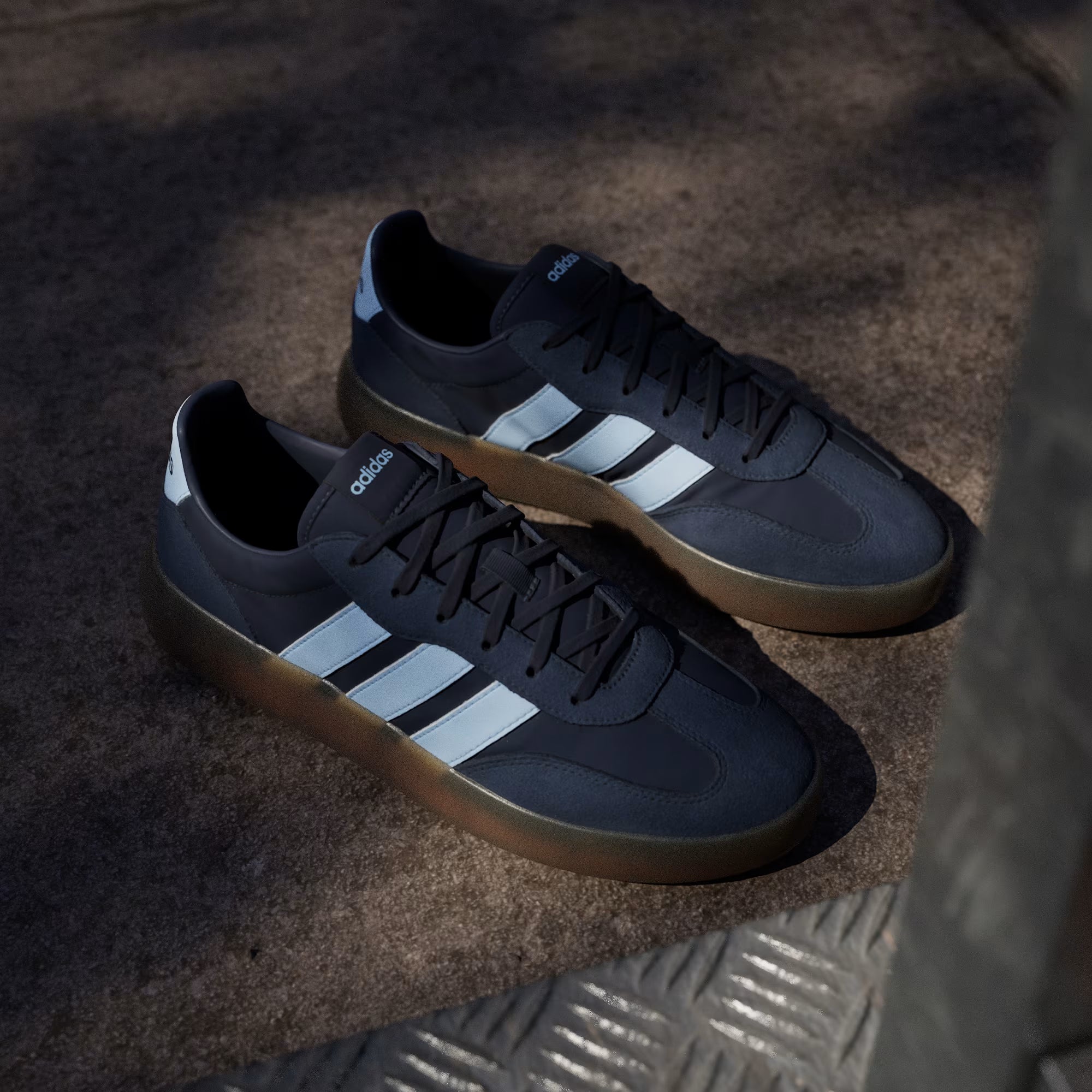 TENIS ADIDAS BARREDA DECODE KI1985 HOMBRE
