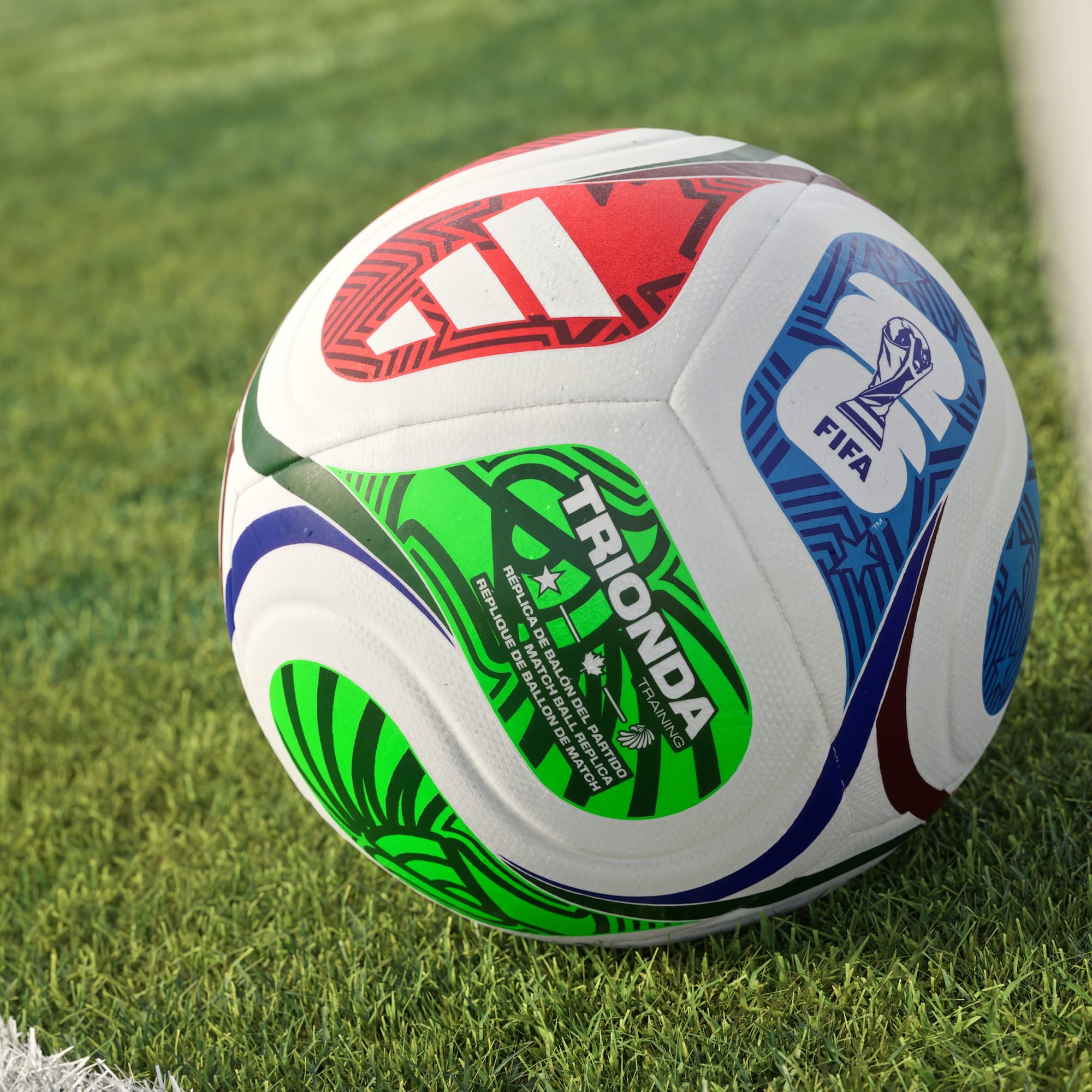 Balon_de_entrenamiento_Trionda_Copa_Mundial_de_la_FIFA_26tm_Blanco_JD8032_HM3_hover.jpg