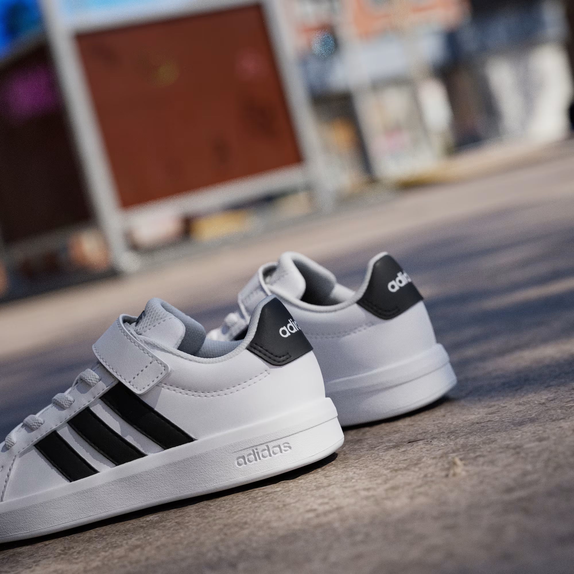 TENIS ADIDAS GRAND COURT 3.0 PARA NIÑOS