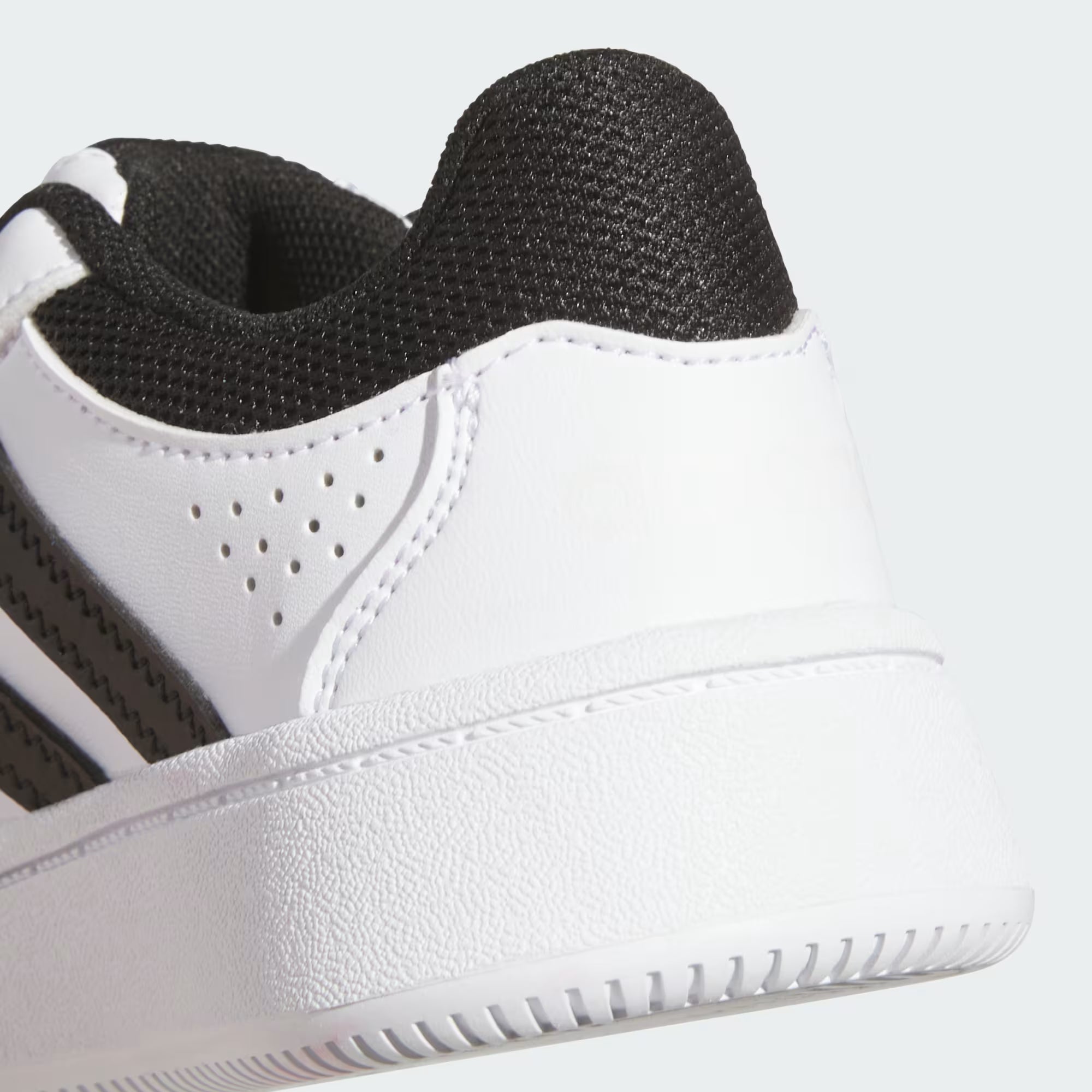 TENIS ADIDAS HOOPS CLASSIC PARA NIÑO