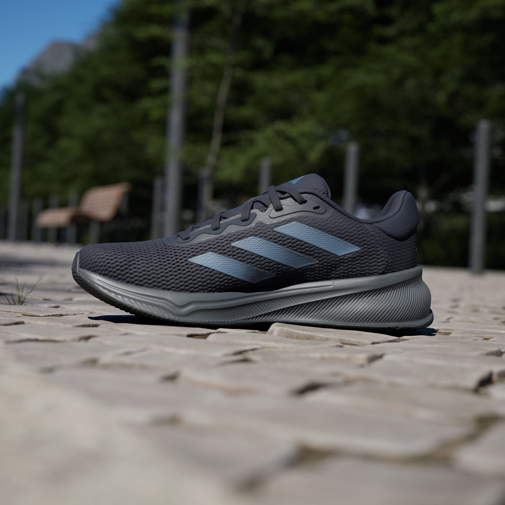 TENIS ADIDAS RESPONSE