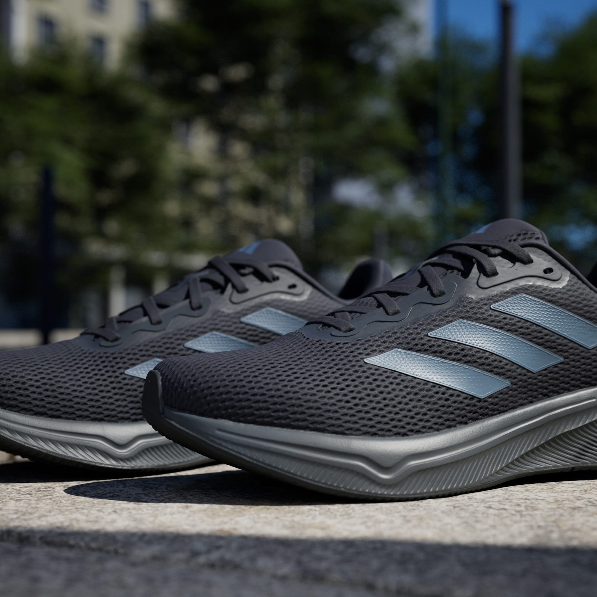 TENIS ADIDAS RESPONSE