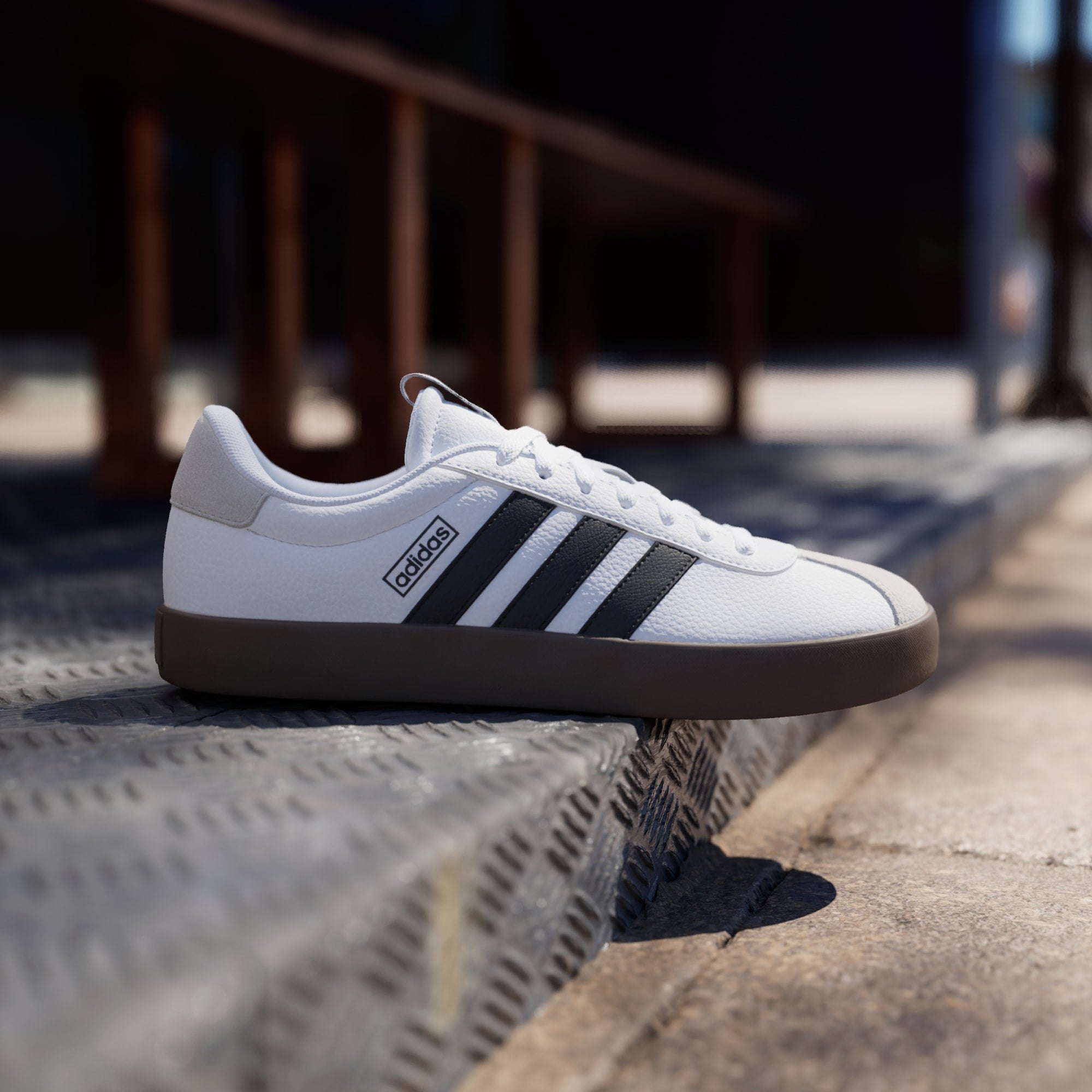 Tenis_adidas_VL_Court_3.0_Blanco_ID6285_HM3_hover.jpg