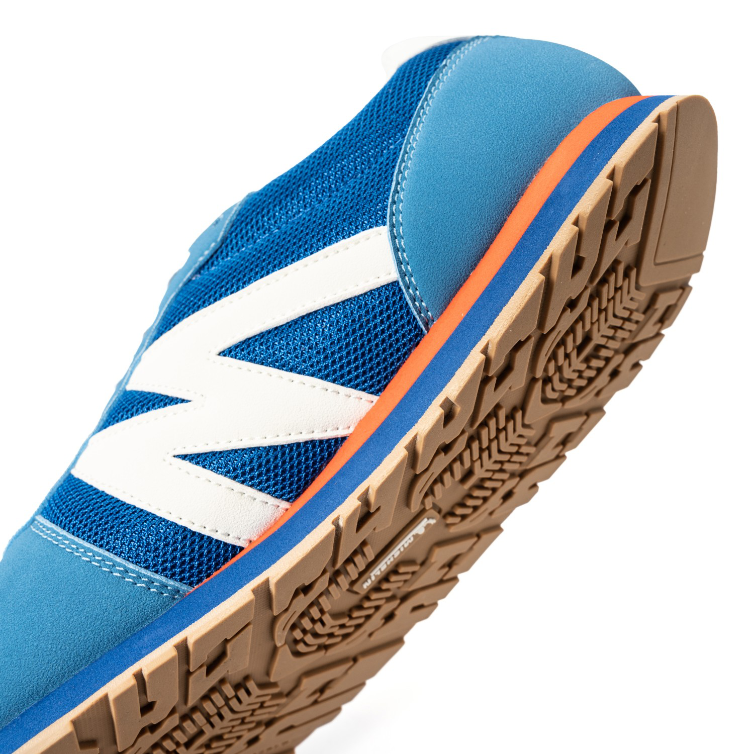 Zapatillla Urbana Hombre Color Azul y Celeste Michelin CC15