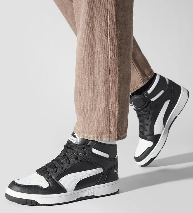 sneakers-puma-rebound-layup-sl-369573-01-puma-black-puma-white_675e9894-0a45-4616-abc6-b38b705a017f.webp